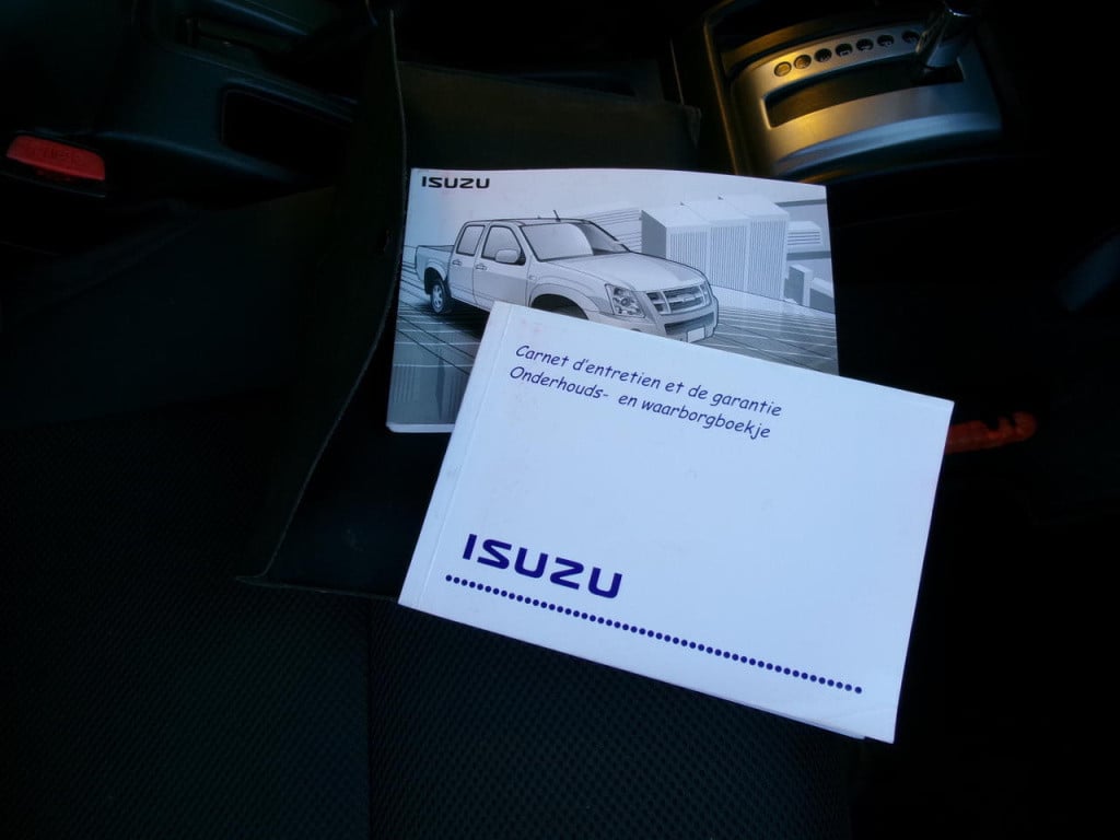 Isuzu D-max 3.0 double cab ls l2/h2 4x4 4wd automaat