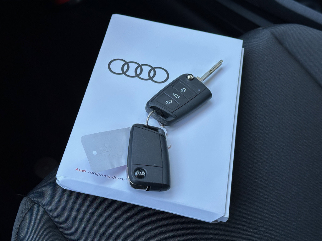 Audi A1 Sportback 30 tfsi 116pk s-tronic s-line | navi | virtual cockpit | 