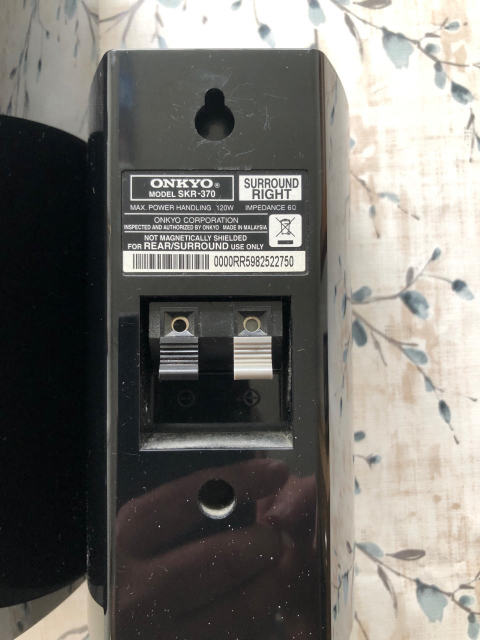 Compacte onkyo surround speakers