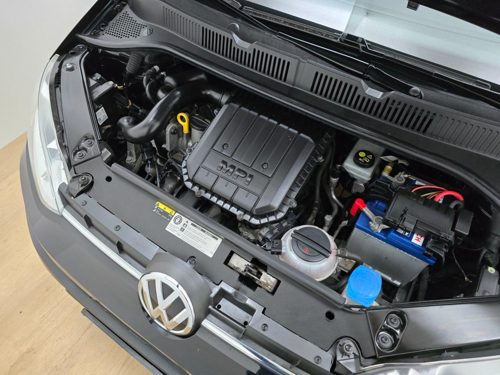 Volkswagen UP! occasion 1.0 bmt up! beats met bluetooth audio! | tweedehand