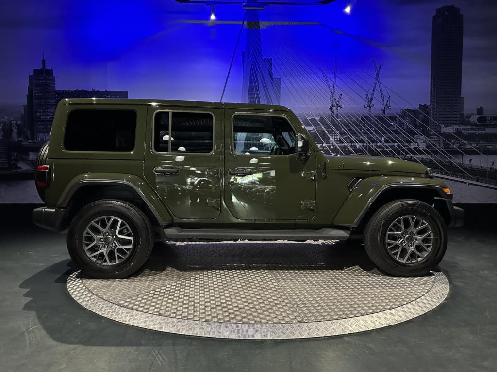 Jeep Wrangler unlimited 4xe 380 sahara *acc*camera*leer*sarge green clear c