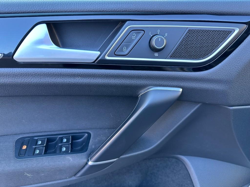 Volkswagen Golf Sportsvan 1.4 tsi highline trekhaak xenon ergoactive