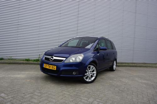 Opel Zafira 1.8 cosmo airco / cruise / elektr. ramen / parkeers. / trekhaak