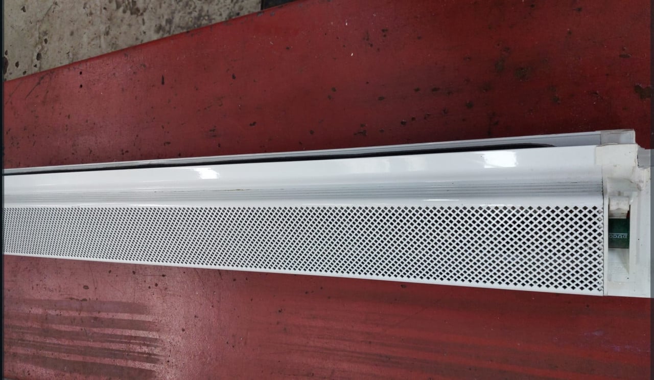 Duco raam ventilatierooster