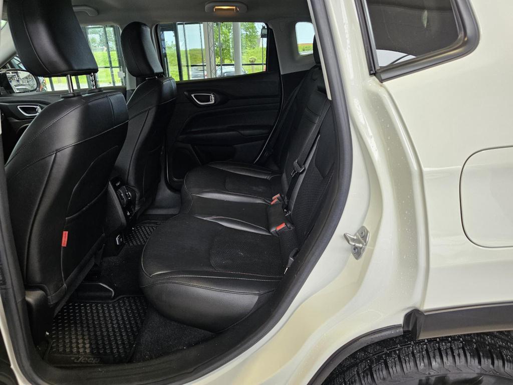 Jeep Compass 4xe 240 plug-in hybrid electric trailhawk