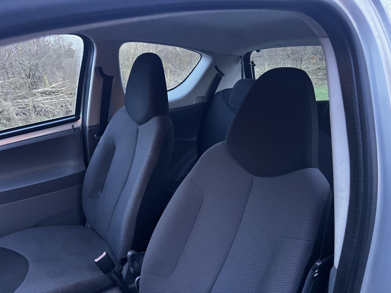 Toyota Aygo 1.0 VVT-i | 3-deurs | Airco | Lage KM |