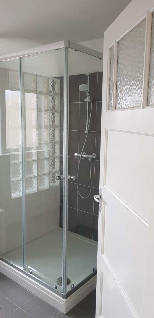 Te huur ruime kamer centrum Goes 17m2