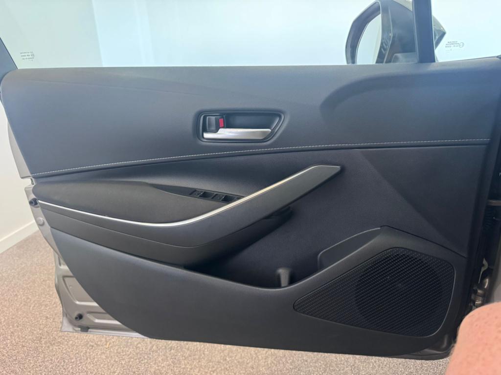 Toyota Corolla Touring Sports 1.8 hybrid business