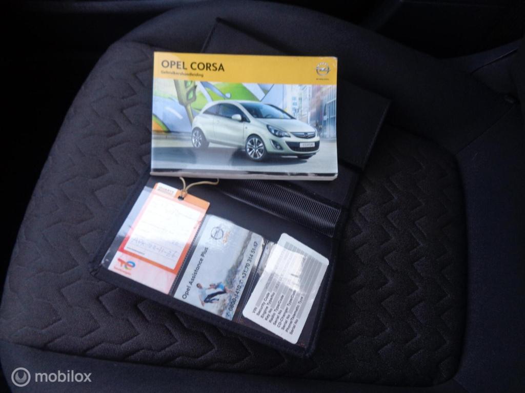 Opel Corsa 1.4-16v design ed/automaat/airco/stoelverw/ stuurverw/cruise con