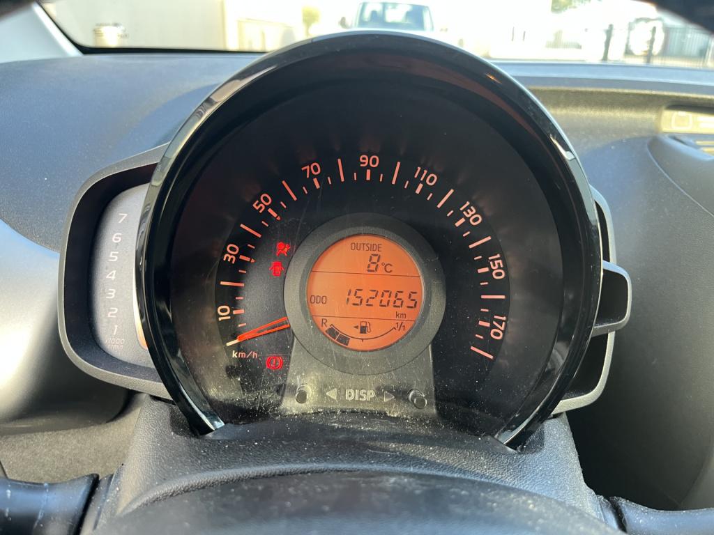 Toyota Aygo 1.0 vvt-i x-play