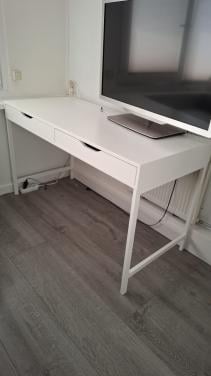 Gratis af te halen bureau