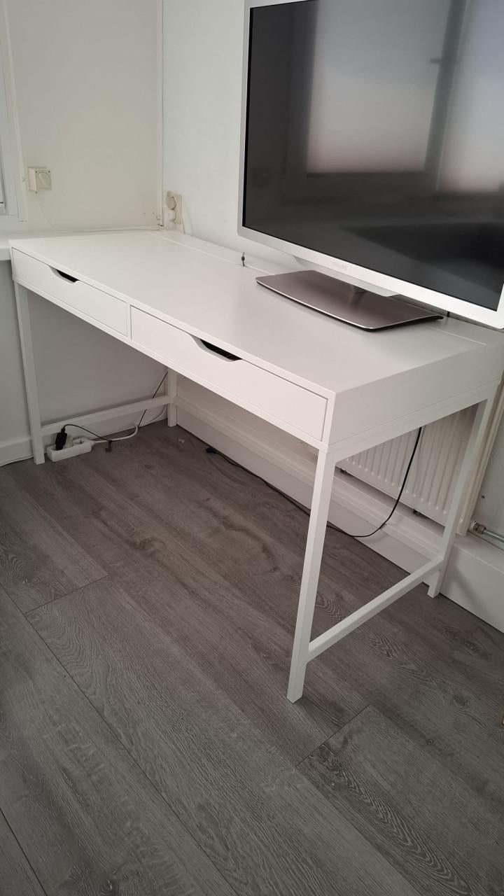 Gratis af te halen bureau