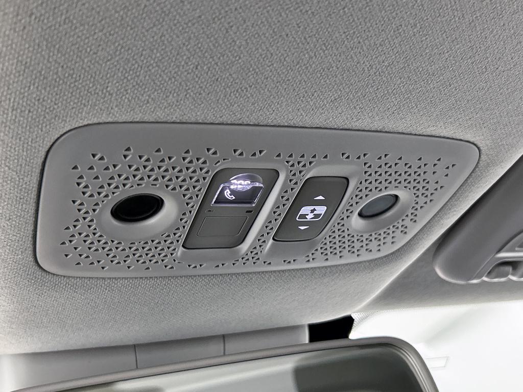 Leapmotor T03 design 37.3 kwh | adaptive cruise control | panoradak | camer