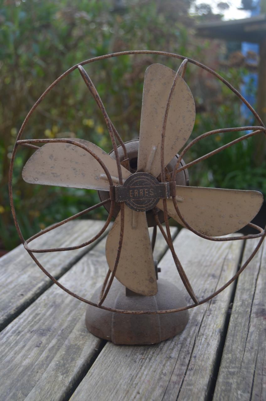 Oude tafelventilator ERRES