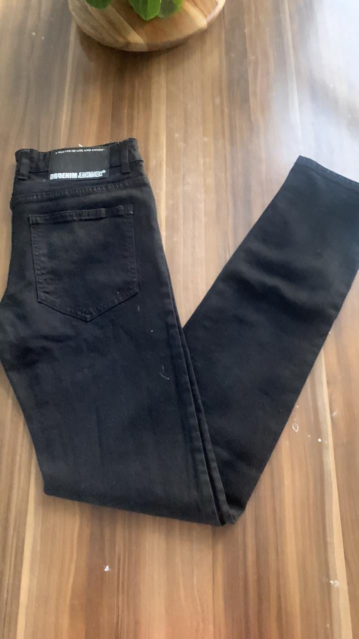 Zwarte spijkerbroek maat 32/34