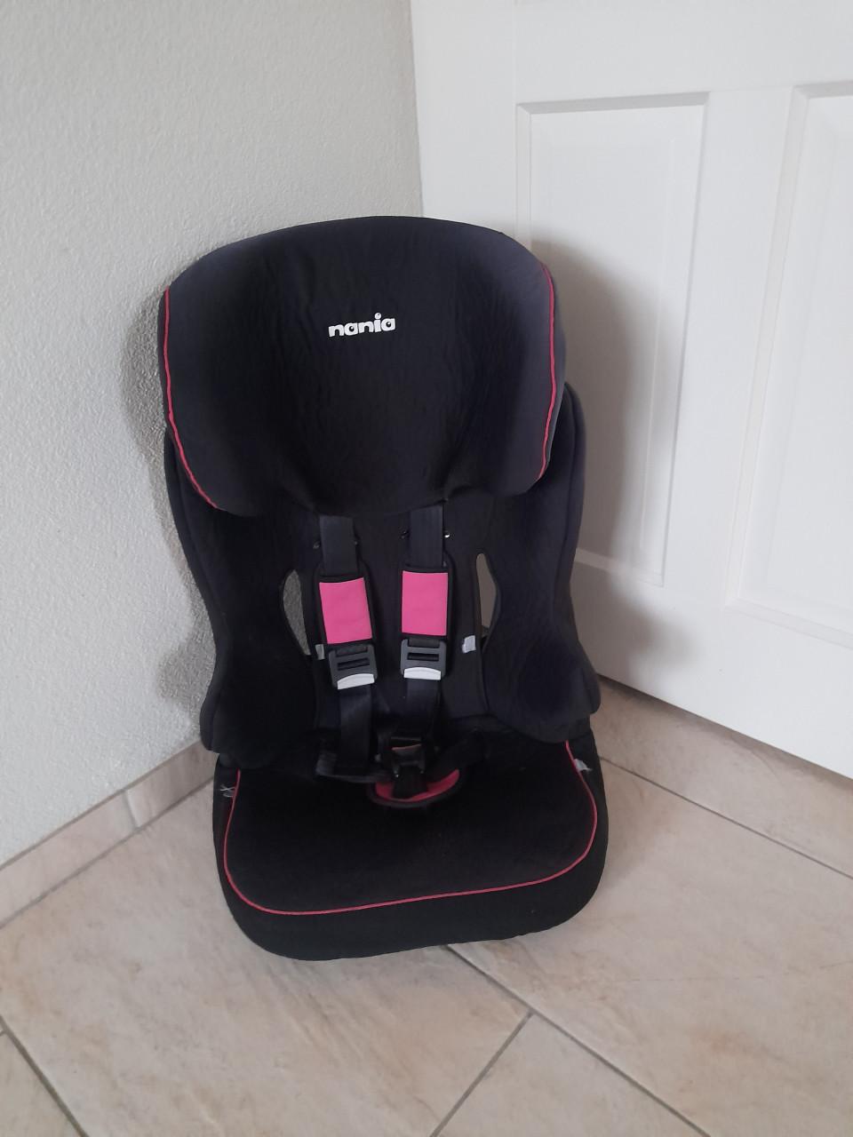 Nania Autostoeltje  9 / 18 kg (in goede staat )