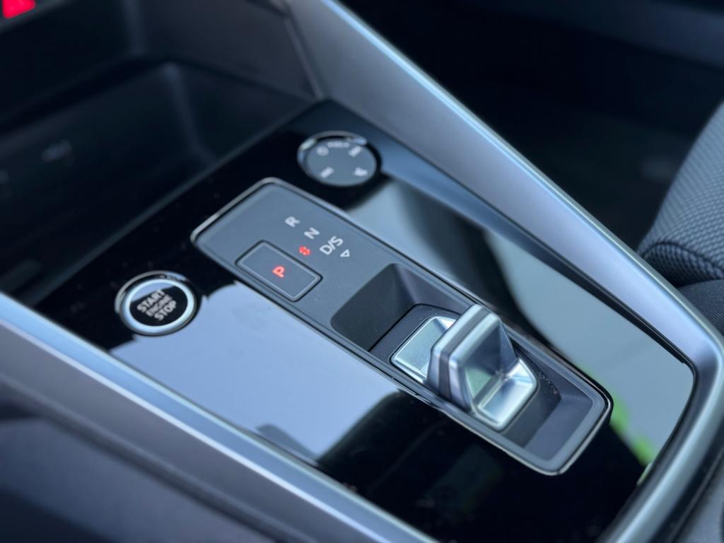 Audi A3 sportback 40 tfsi e s edition * stoelverwarming * keyless * trekhaa