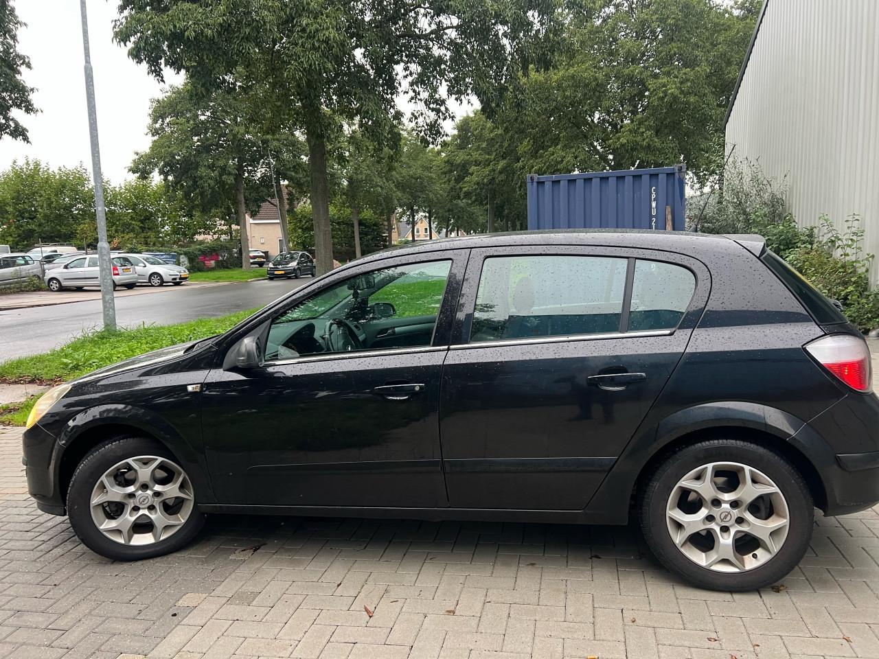 Opel Astra 1.6 Essentia Airco/Cruise/ Jaar Apk