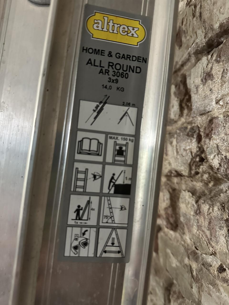 Altrex Reform Ladder 3x9