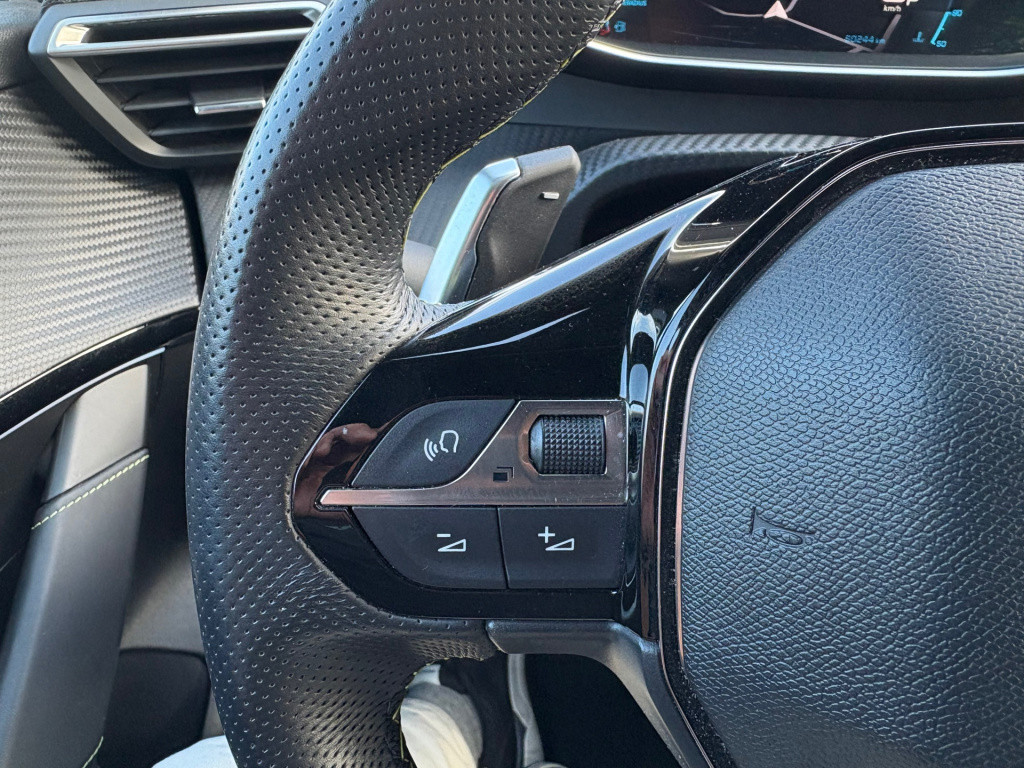 Peugeot 208 1.2 puretech gt