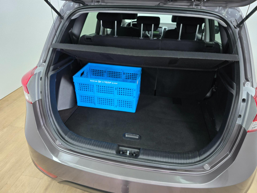 Hyundai Ix20 occasion 1.4i met trekhaak, cruisecontrol en clima airco | twe