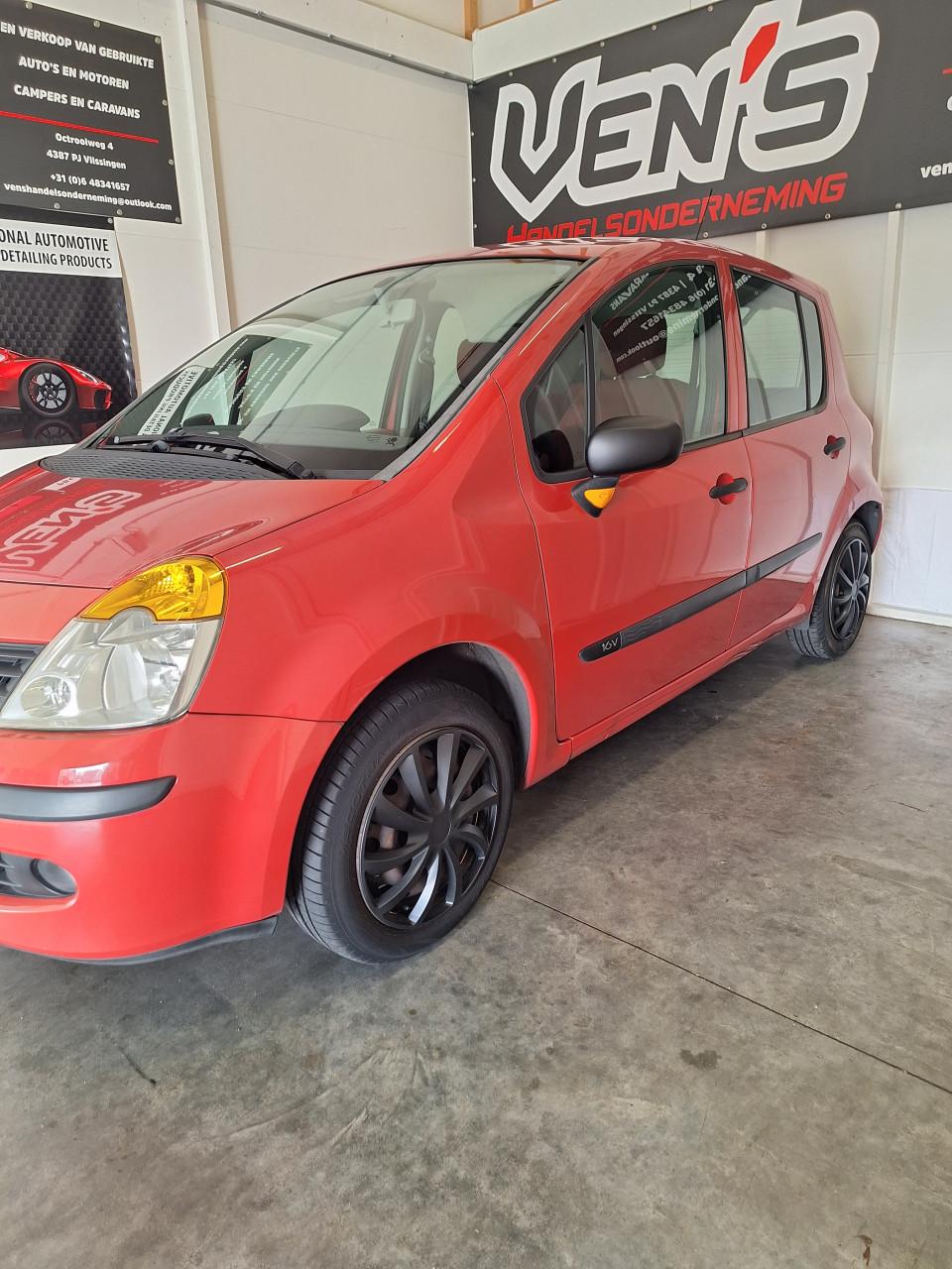 Te koop Renault Modus 1.2 16v Tech Road!!!
