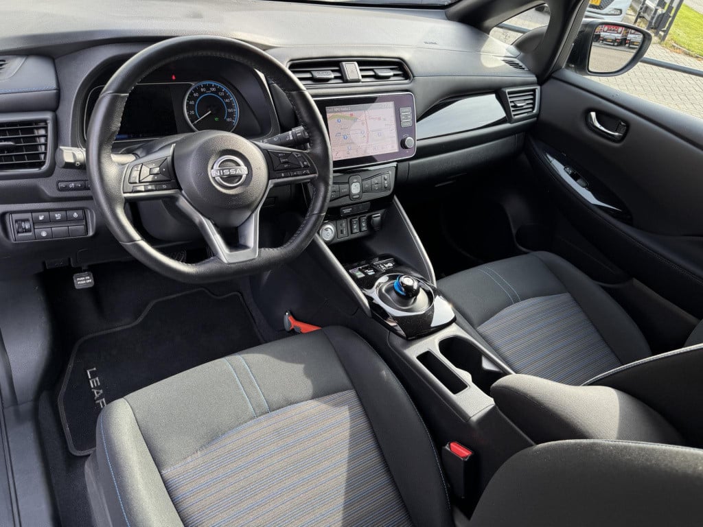 Nissan Leaf n-connecta 40 kwh | navigatie | 360° camera | adapt. cruise con