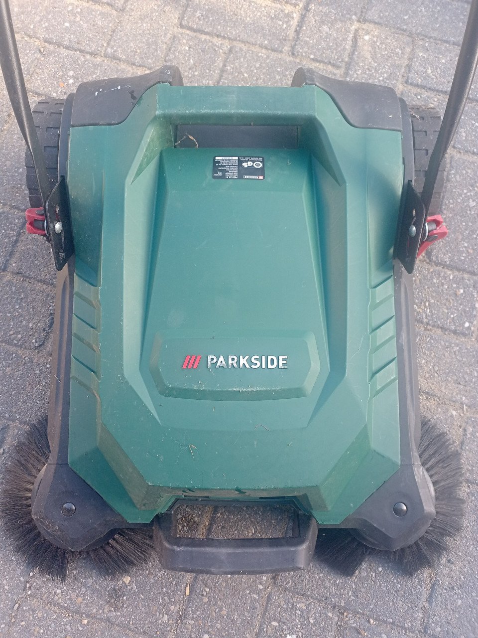 Terras veegmachine  Parkside