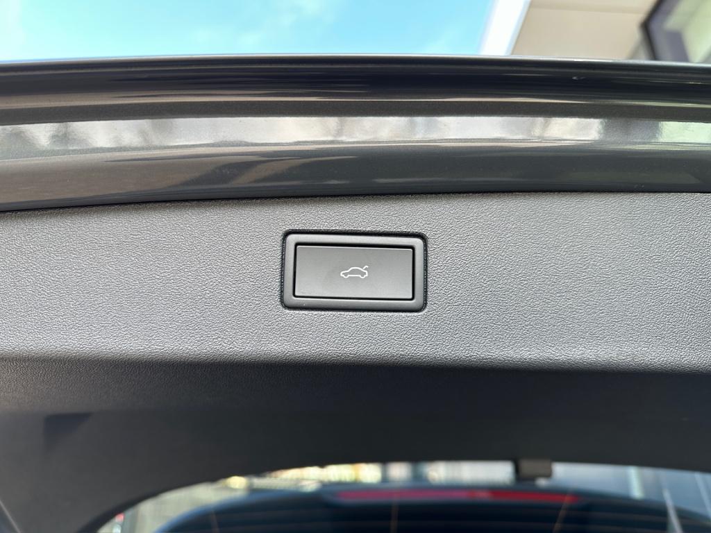 Volkswagen Tiguan 1.5 etsi 150pk dsg goal | trekhaak | 360 camera | iq ligh