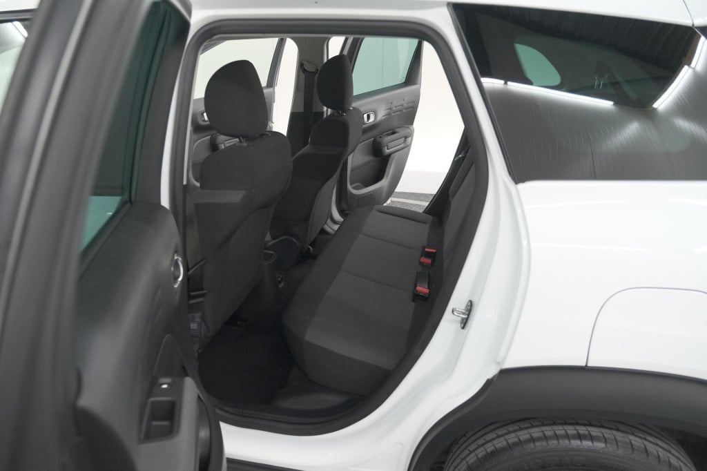 Citroen C3 Aircross puretech 110 feel | navigatie | parkeersensoren | clima