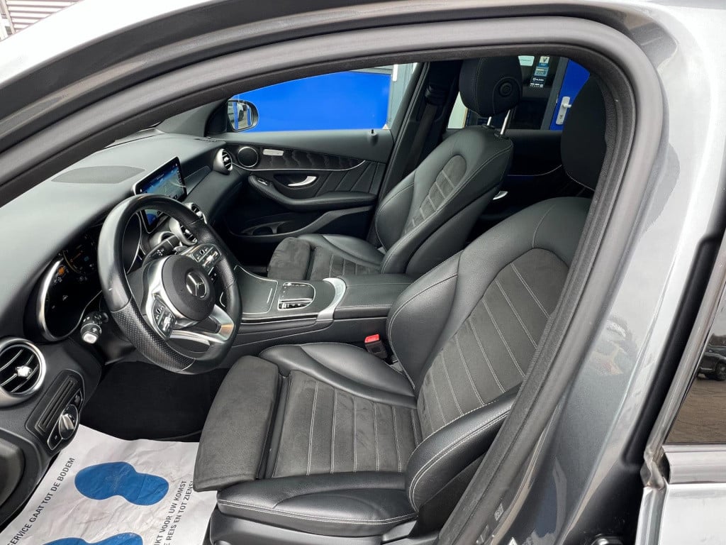 Mercedes-Benz Glc 300de 4matic business solution amg, trekhaak, panoramadak