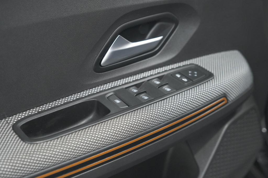 Dacia Sandero Stepway tce 100 bi-fuel comfort | camera | apple carplay | na