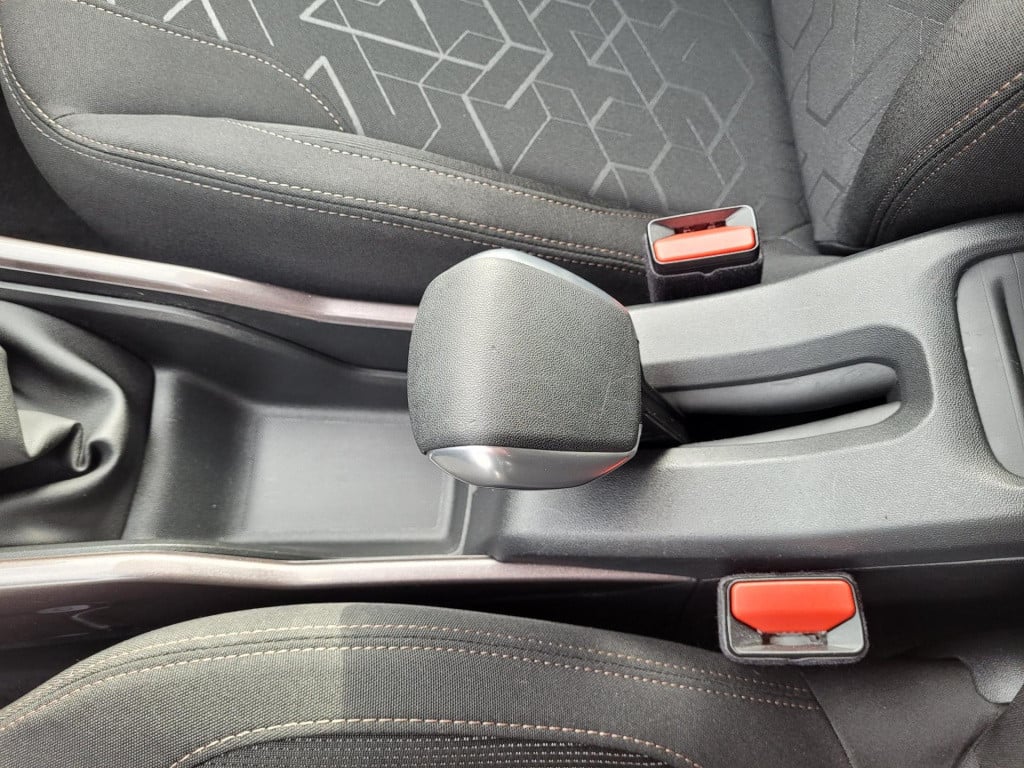 Peugeot 2008 1.2 vti active