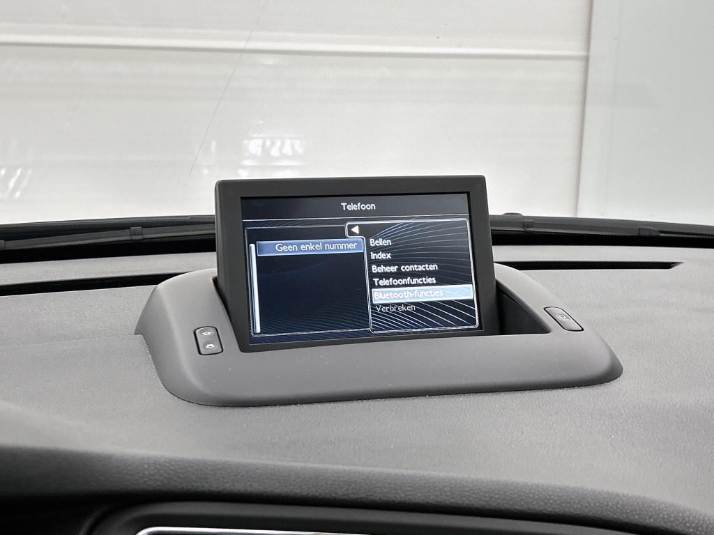 Peugeot 5008 130 pk style 7 persoons | rijklaar | trekhaak | panoramadak | 