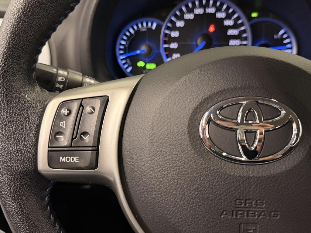 Toyota Yaris 1.5 hybrid dynamic