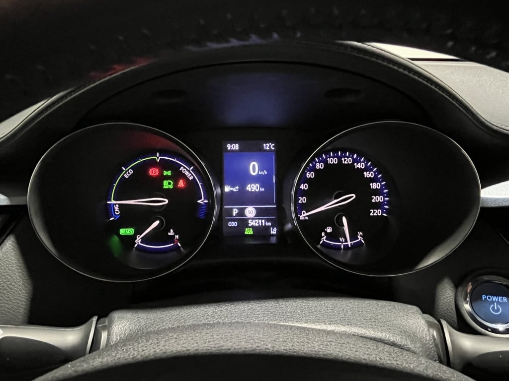 Toyota C-hr 1.8 hybrid dynamic | navi | pdc | camera |