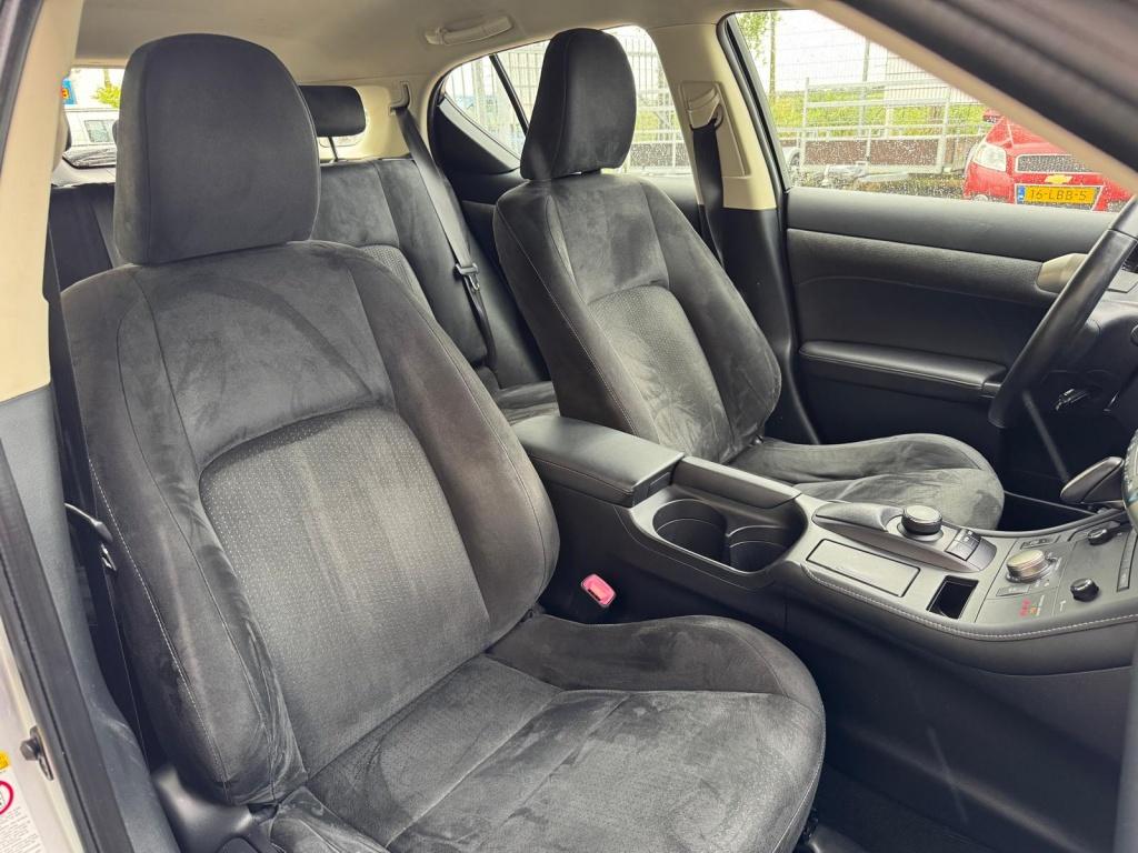 Lexus Ct 200h business line