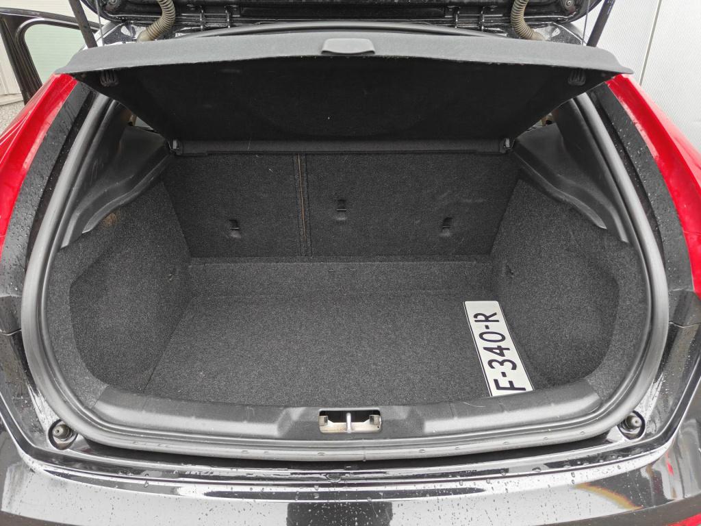 Volvo V40 cross country 1.5 t3 nordic+ luxury