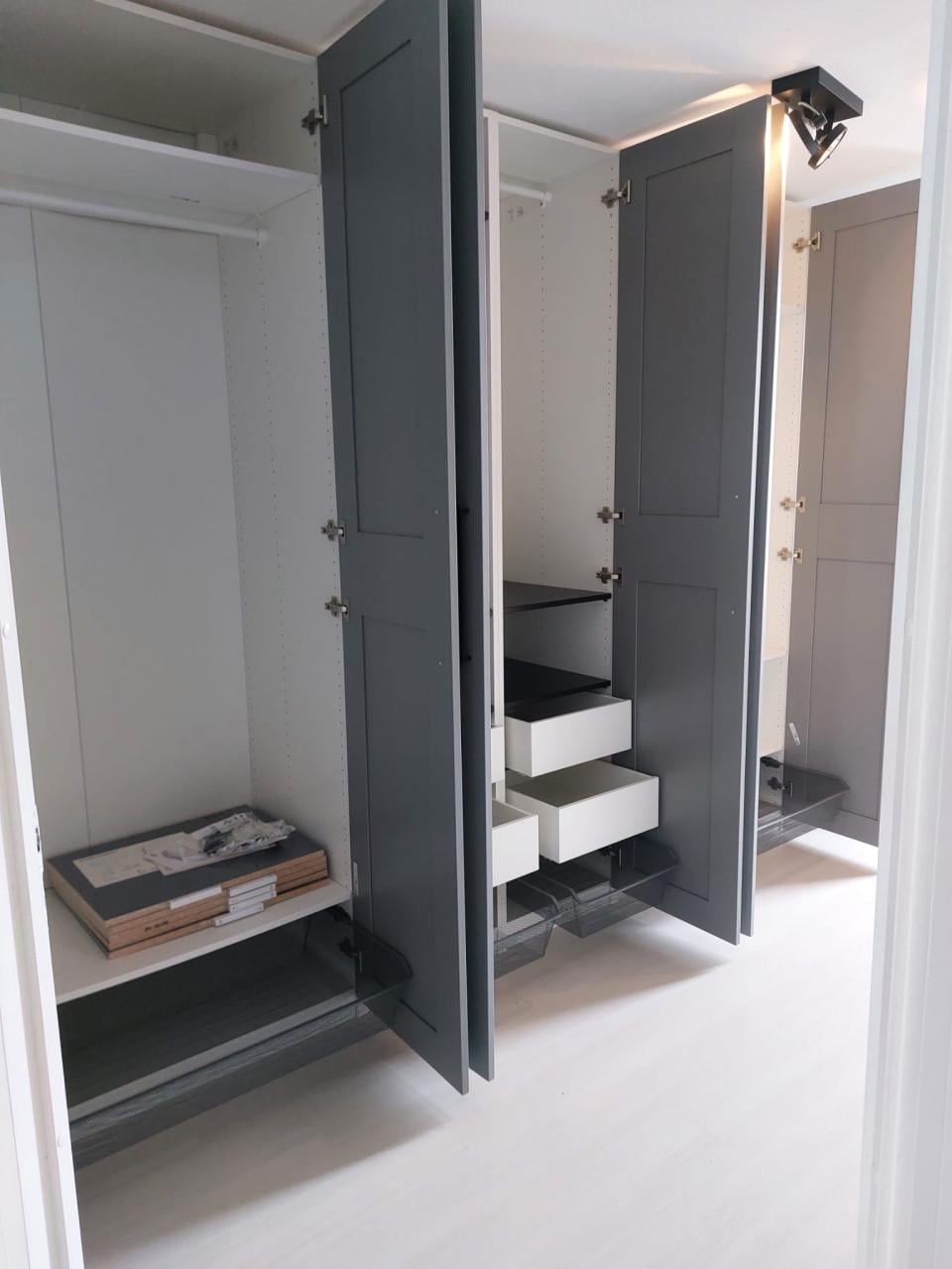 Kledingkast Pax IKEA