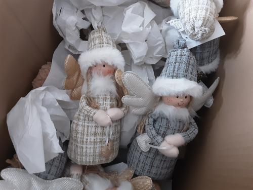 Kerst engelen 2 kleuren 3 euro per stuk