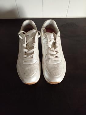 SKECHERS Pearl edition maat 40.