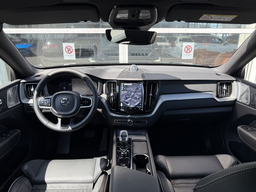 Volvo XC60 t6 398pk recharge ultra black edition| full options !