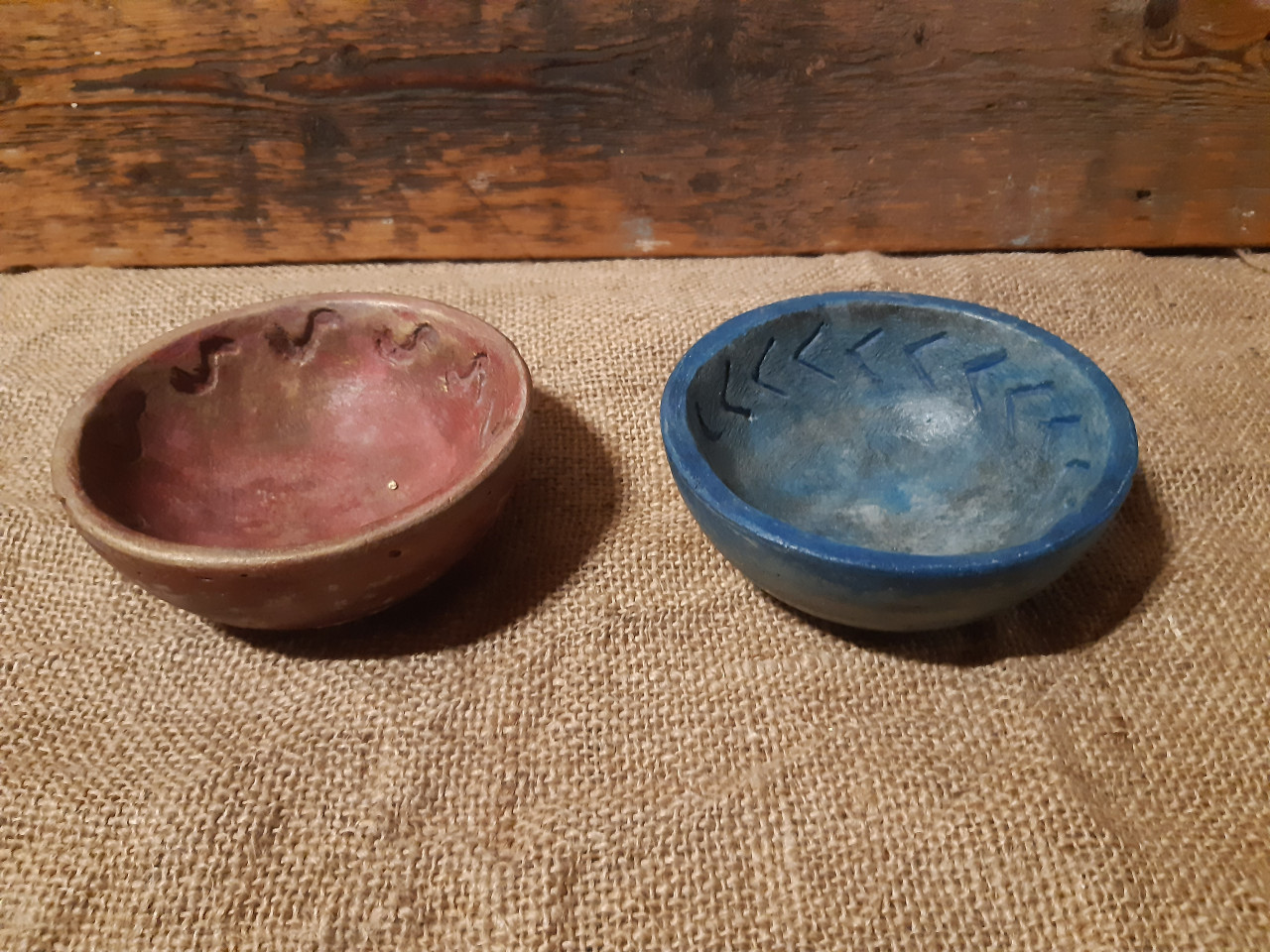 Betonnen schaal, schaaltjes en waxine bakjes voor op terras of in huis