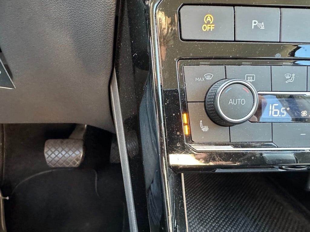 Volkswagen T-cross 1.0 tsi style 116pk led virtual cockpit camera 18'' lm v