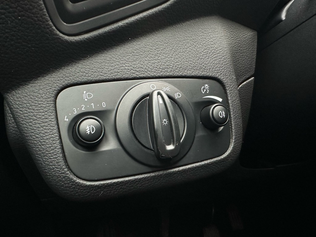 Ford Grand C-max 1.0 trend 7p. dealeronderhouden / airco / cruise control