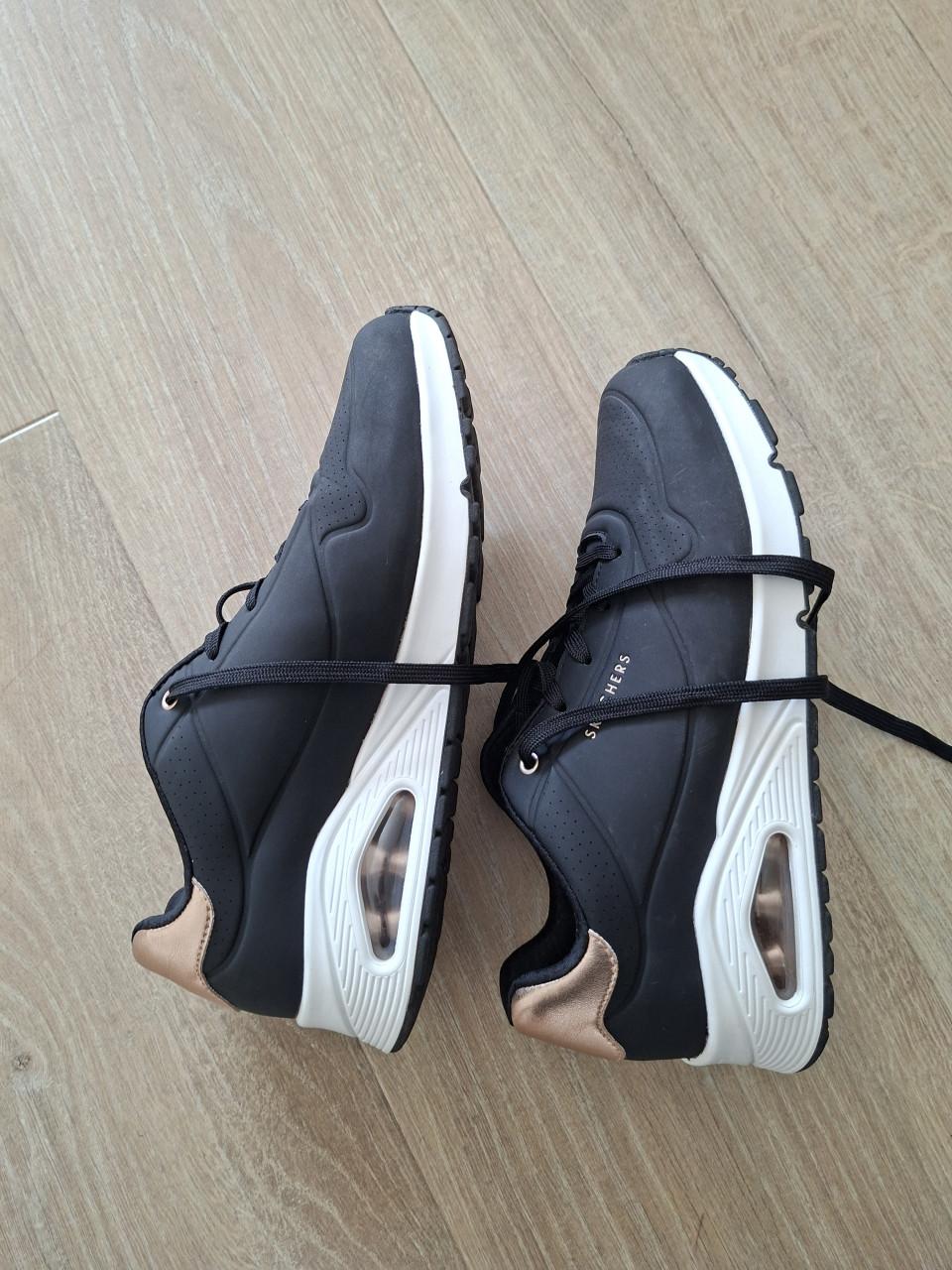 Zgan Skechers maat 42