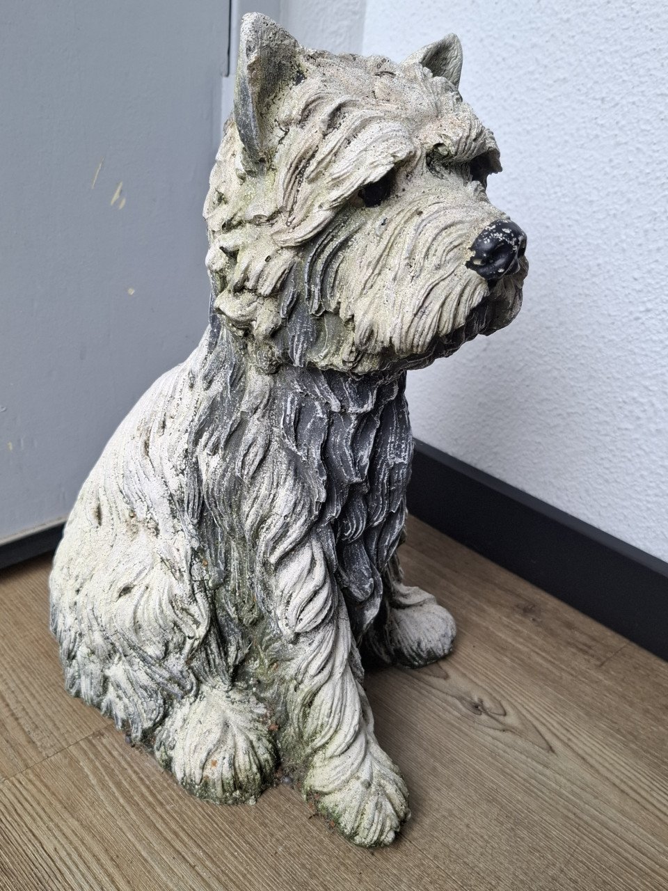 Betonnen beeld Cairn Terriër