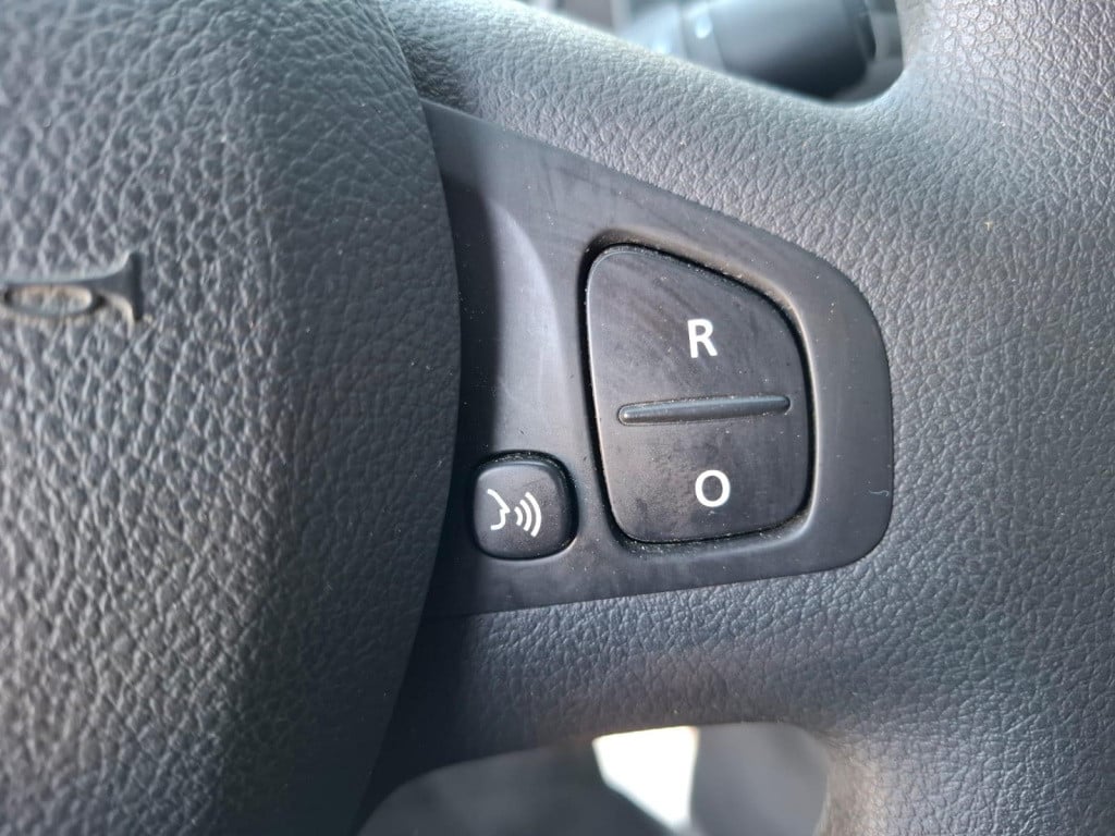 Renault Trafic 1.6 dci 95 t29 l1h1 comfort airco / cruise controle / navi /