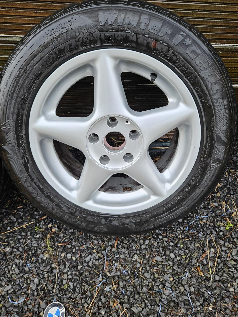 16 inch originele Audi velgen met banden