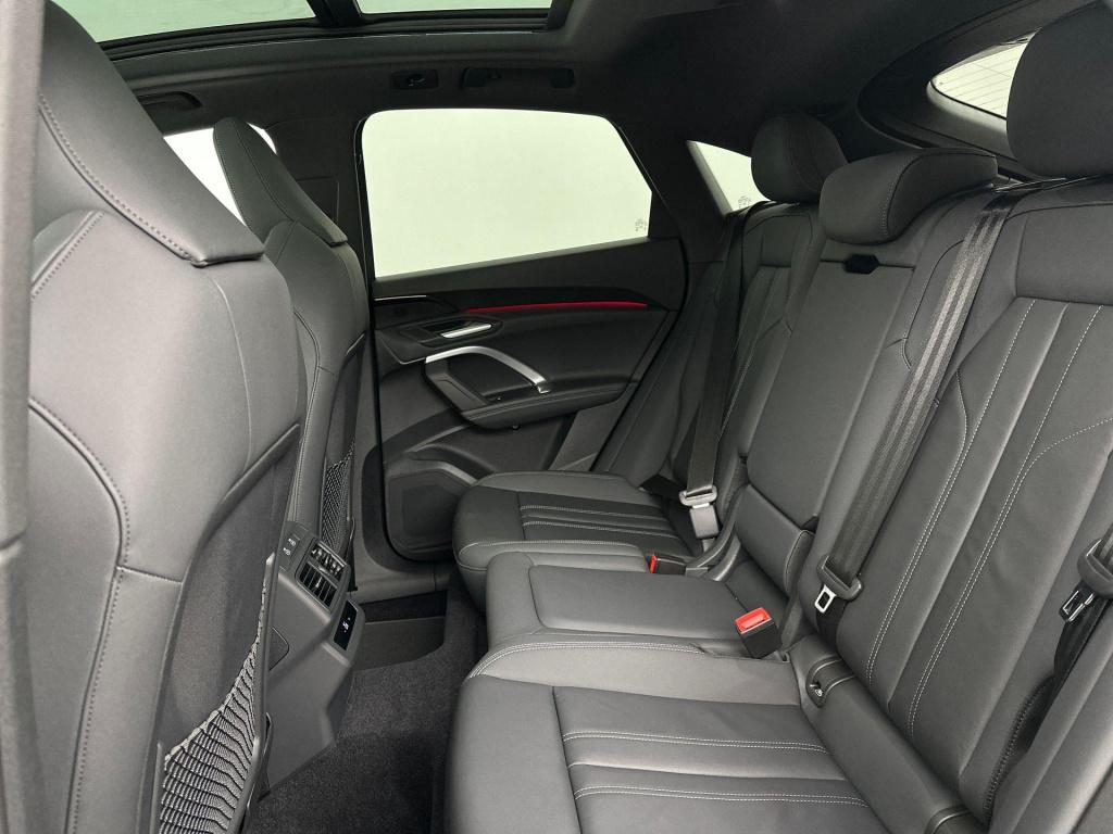 Audi Q5 sportback s edition competition e-hybrid 270 kw / 367 pk spo